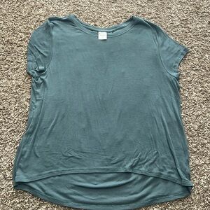 Athleta XS tee